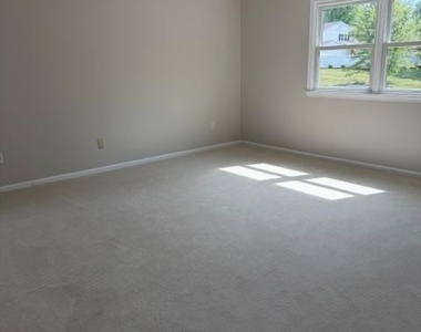 12 Wren Road - Photo Thumbnail 4
