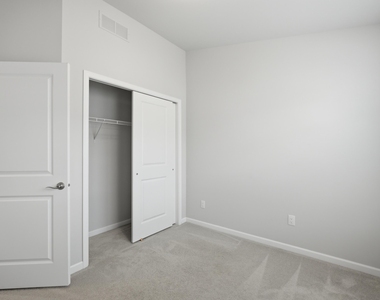 2780 Ashcombe Drive - Photo Thumbnail 27