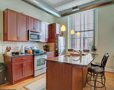 200 Lincoln Avenue - Photo Thumbnail 1