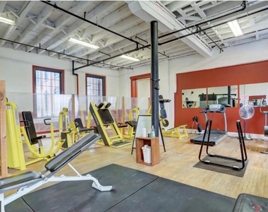 200 Lincoln Avenue - Photo Thumbnail 11
