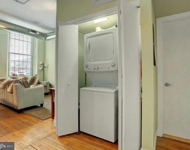 200 Lincoln Avenue - Photo Thumbnail 5