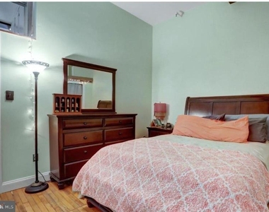 200 Lincoln Avenue - Photo Thumbnail 6
