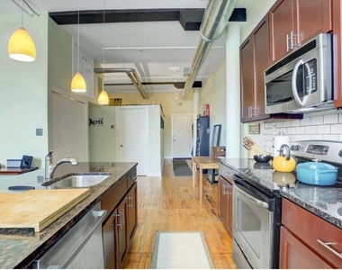 200 Lincoln Avenue - Photo Thumbnail 3