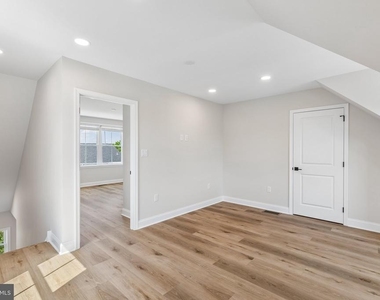 23 Christman Street - Photo Thumbnail 20