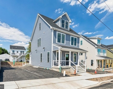 23 Christman Street - Photo Thumbnail 33