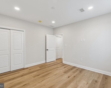 21 Christman Street - Photo Thumbnail 25
