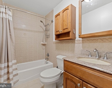1809 Silver Court - Photo Thumbnail 13