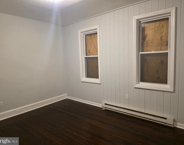 1023 Chestnut Avenue - Photo Thumbnail 6