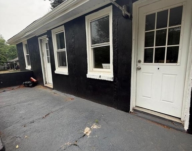 124 Stanger Avenue - Photo Thumbnail 6