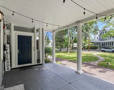 117 E Walnut Avenue - Photo Thumbnail 5