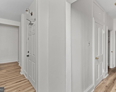 117 E Walnut Avenue - Photo Thumbnail 8