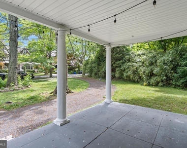 117 E Walnut Avenue - Photo Thumbnail 6
