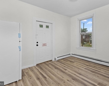117 E Walnut Avenue - Photo Thumbnail 13