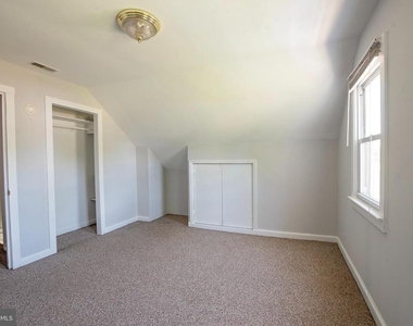 214 David Place - Photo Thumbnail 7