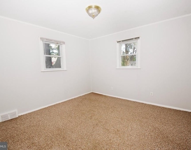 214 David Place - Photo Thumbnail 11