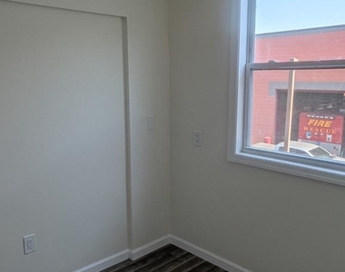 457 Mechanic Street - Photo Thumbnail 2