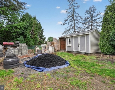 106 Ford Street - Photo Thumbnail 32