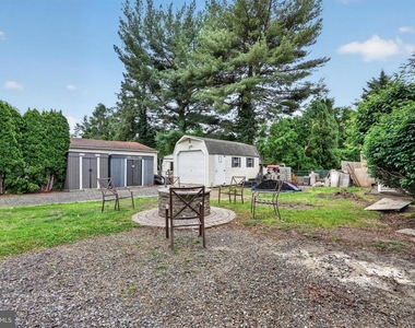 106 Ford Street - Photo Thumbnail 33