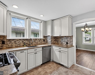 106 Ford Street - Photo Thumbnail 14