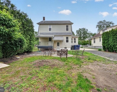 106 Ford Street - Photo Thumbnail 30
