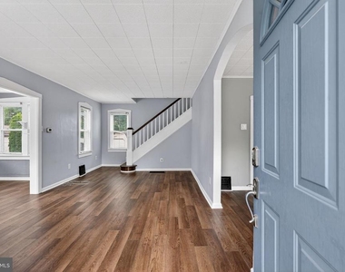 106 Ford Street - Photo Thumbnail 1