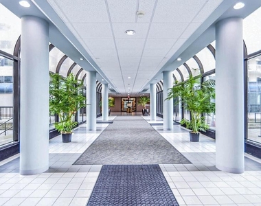 3101 Boardwalk - Photo Thumbnail 26