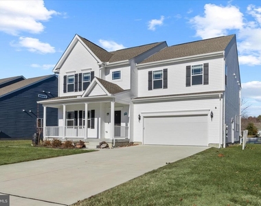 5559 Trafalgar Circle - Photo Thumbnail 8