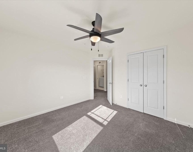 5559 Trafalgar Circle - Photo Thumbnail 60