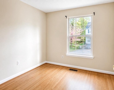 45275 Elkton Lane - Photo Thumbnail 11