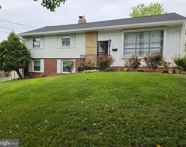 5825 Lamont Drive - Photo Thumbnail 20