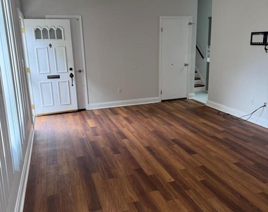 5825 Lamont Drive - Photo Thumbnail 25
