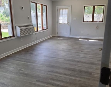 5825 Lamont Drive - Photo Thumbnail 29