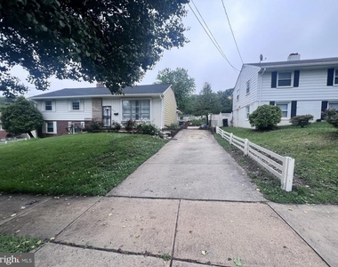 5825 Lamont Drive - Photo Thumbnail 32