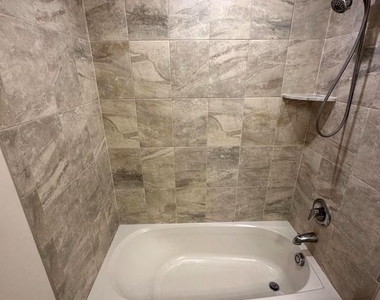 5331 Greenwich Circle - Photo Thumbnail 14