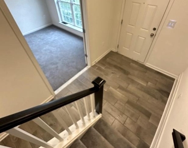 5331 Greenwich Circle - Photo Thumbnail 20