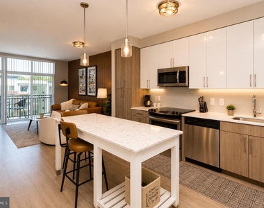 145 Riverhaven Drive - Photo Thumbnail 5