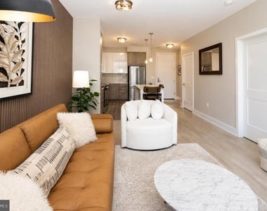 145 Riverhaven Drive - Photo Thumbnail 8