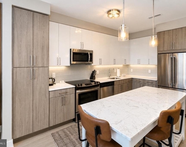 145 Riverhaven Drive - Photo Thumbnail 6