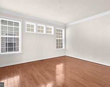23215 Frederick Road - Photo Thumbnail 11