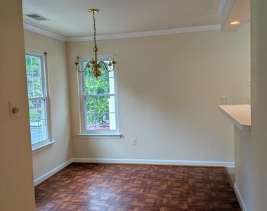 109 Timberbrook Lane - Photo Thumbnail 9