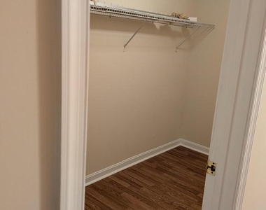 109 Timberbrook Lane - Photo Thumbnail 19