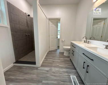 273 Brewster Drive - Photo Thumbnail 13
