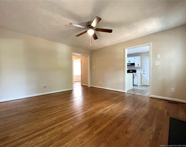 715 Ashburton Drive - Photo Thumbnail 9