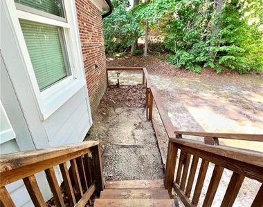 715 Ashburton Drive - Photo Thumbnail 32