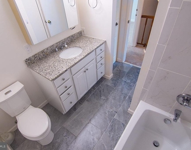 7821 White Cliff Terrace - Photo Thumbnail 11