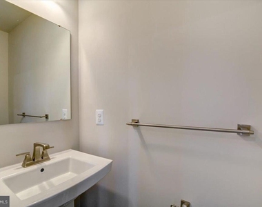 9583 Tall Oaks Road - Photo Thumbnail 17