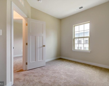 9583 Tall Oaks Road - Photo Thumbnail 21