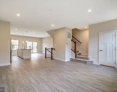 9583 Tall Oaks Road - Photo Thumbnail 10