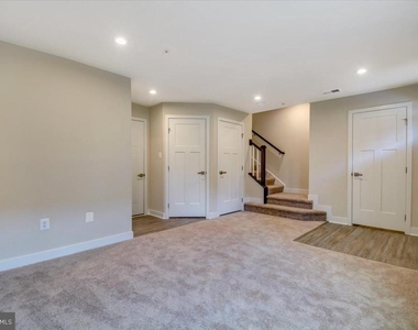 9583 Tall Oaks Road - Photo Thumbnail 6
