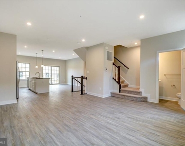 9583 Tall Oaks Road - Photo Thumbnail 11